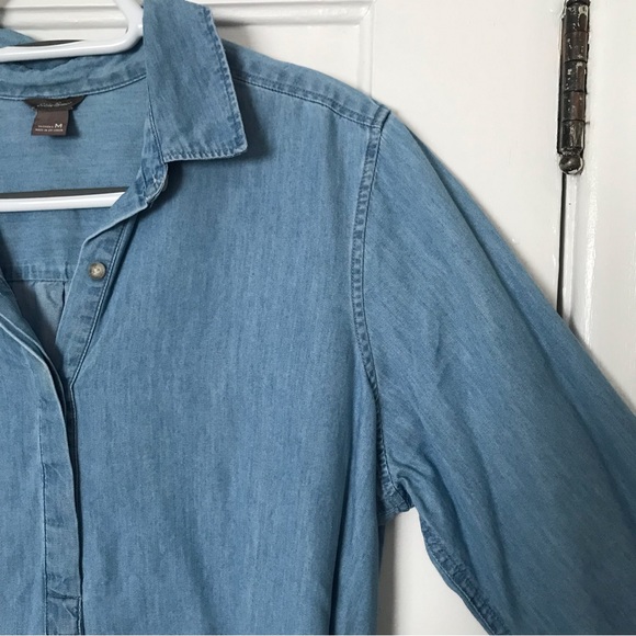 Eddie Bauer size M denim long sleeve shirt - Picture 4 of 14
